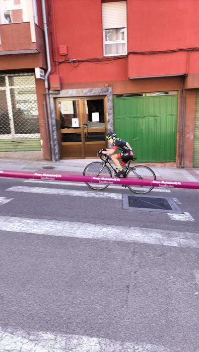 Txirrindulari gazteek erloju 47 1771856233740