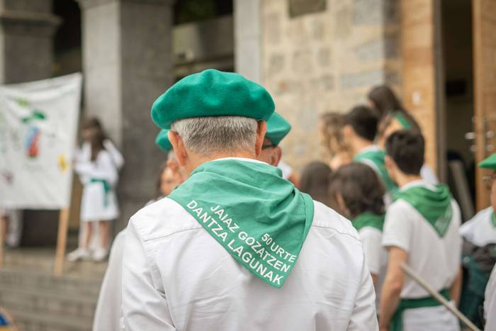 Dantza Lagunak kuadrillaren  3 1776520598655