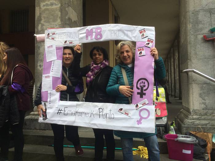 Greba feministaren goizeko t 140 1520519781742