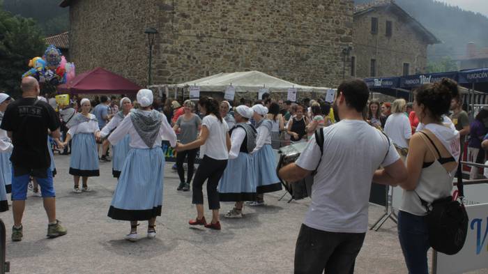 David Secok babestu du Okond 40 1499521377913