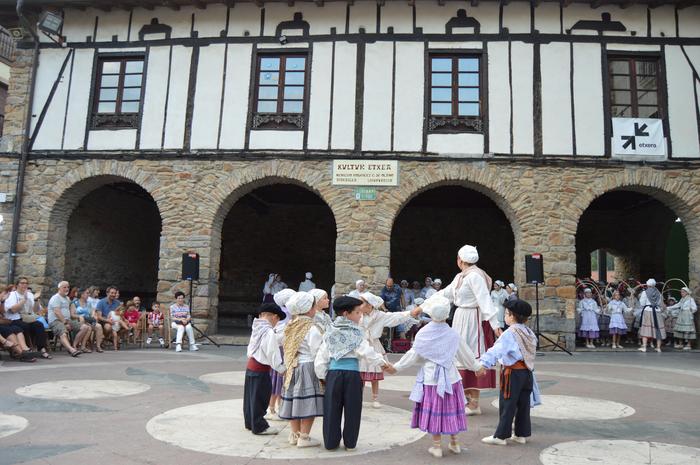 Kulturaz blai bizi izan dute 18 1750803465645