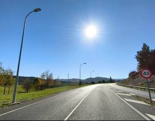 Amurrioko Udalak Sagarribai kalean lapurtutako kable elektrikoak birjarri ditu