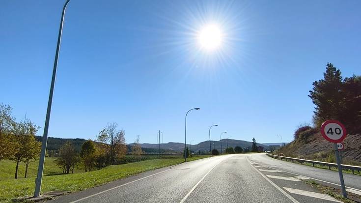Amurrioko Udalak Sagarribai kalean lapurtutako kable elektrikoak birjarri ditu