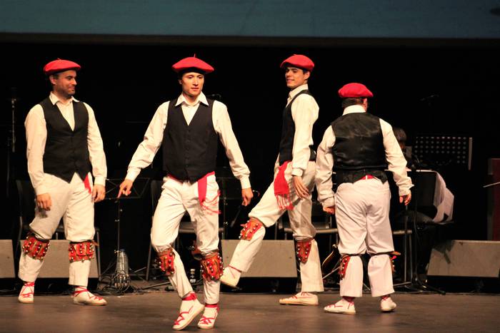 Aiara Dantza taldeak Amurrio 125 1519754116340