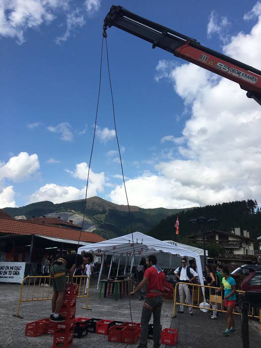 Txupina jaurtita hasi dira O 2 1504205948463