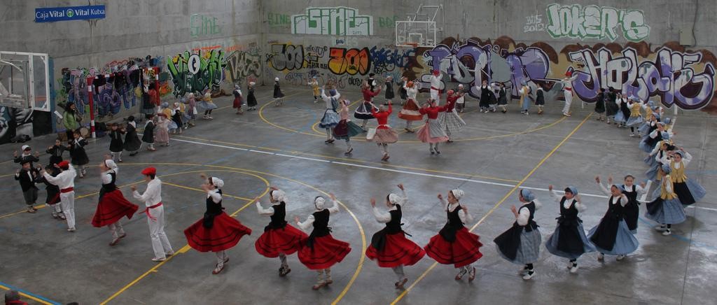 Aiara Dantza Taldean izena emateko epea ireki da