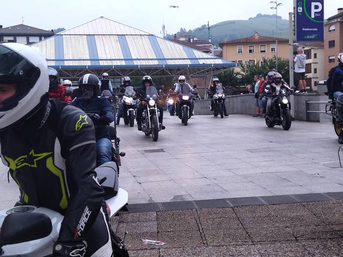 Motorzale ugari batu dira Ai 10 1750628301208