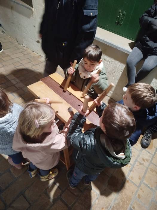 Olentzero eta Mari Domingi L 19 1766335851864