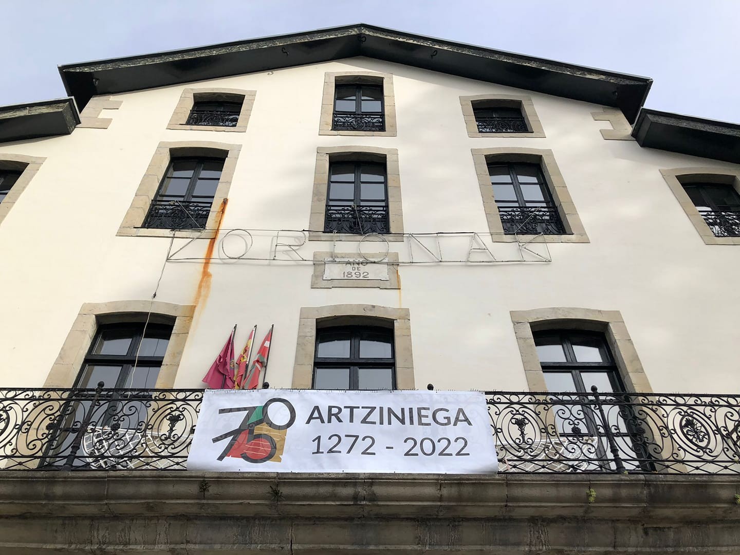 Artziniegako armarriak, orri markatzaile bilakatzeko lehiaketagai