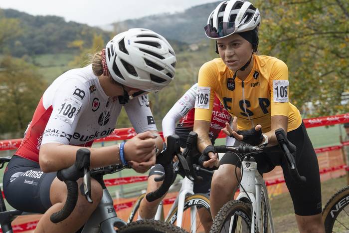 Lucia Gonzalezek eta Kevin S 10 1762015237642