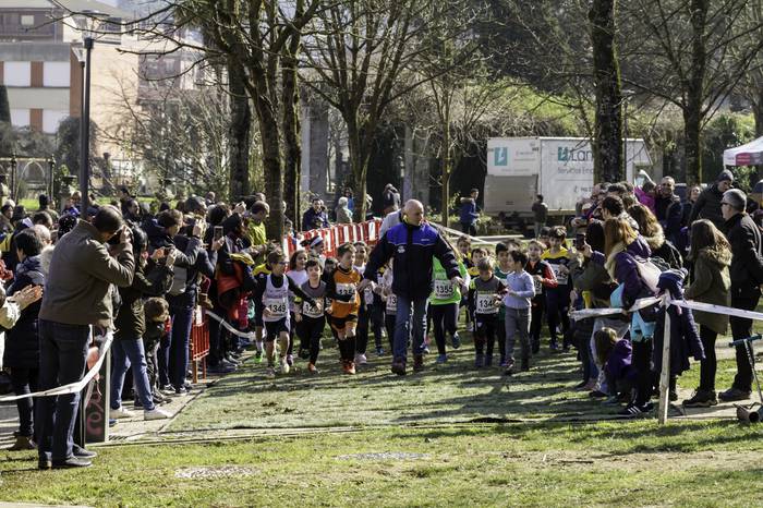 Umeek eta gurasoek bete zute 118 1519653350272