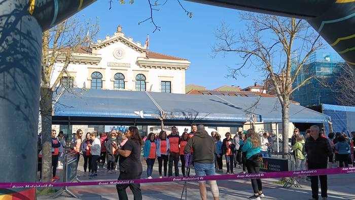 Ehunka lagunek parte hartu d 22 1774179108668