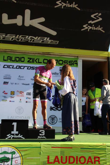 Jendetza erakarri zuen Laudi 89 1572181298679