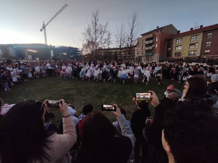 Olentzero omendu zuten atzo  2 1671925365619