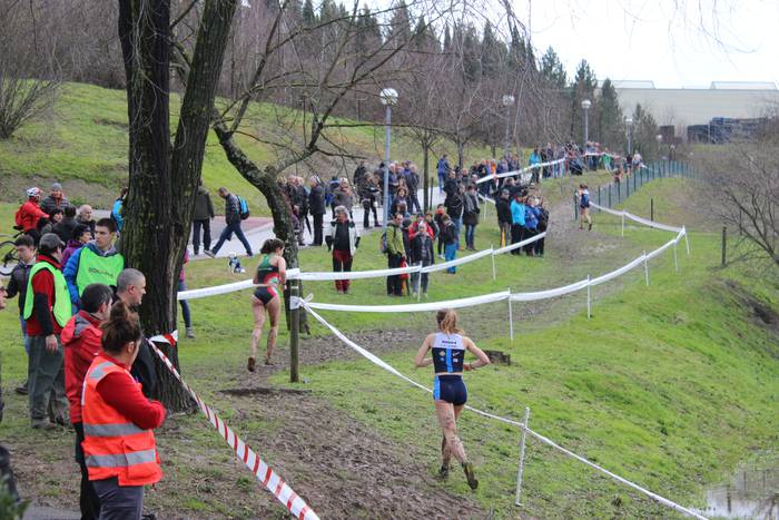 Ehunka lasterkarik bete ditu 44 1518372419675