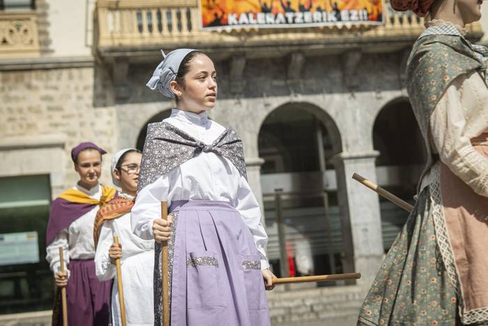 Dantzaz bete dute Amurrioko  13 1776607500042