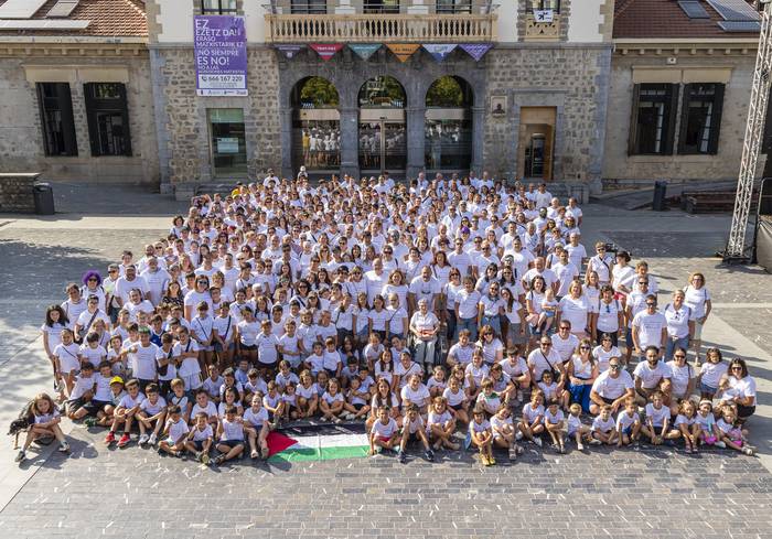 Txinpartarako prest da Aresketa Ikastola