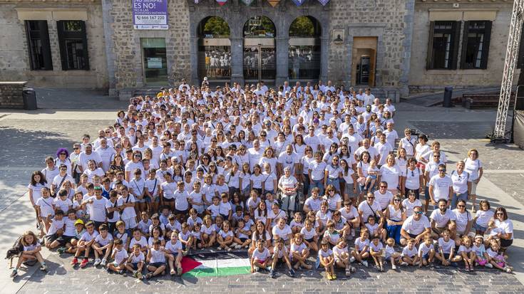 Txinpartarako prest da Aresketa Ikastola