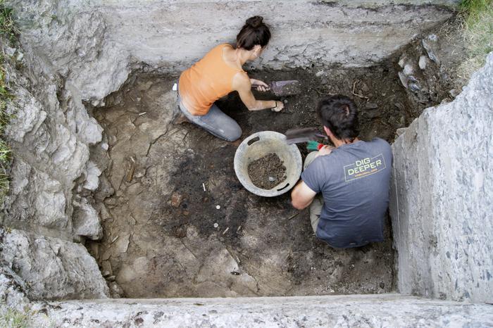 Indusketak San Pedro mendiko lubakietan