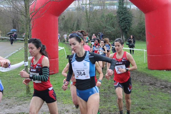 Ehunka lasterkarik bete ditu 77 1518373628537