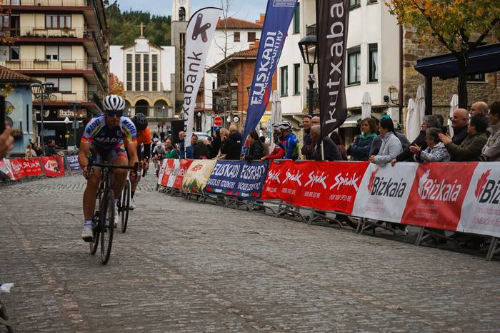 Giro itzela sorrarazi du Oro 48 1763227596204