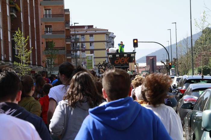 Dolumin Barikuak eta Korrika 135 1491601485213