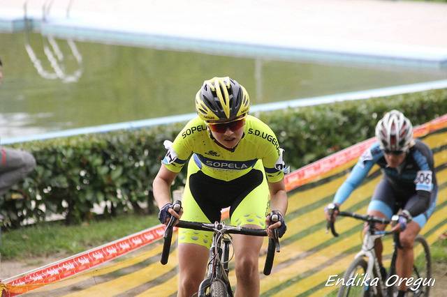 Nazioarteko Ziklokrosean esk 44 1509385210550