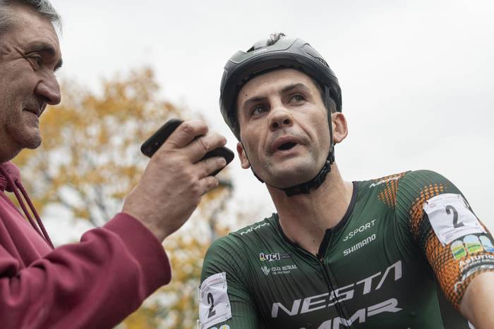 Lucia Gonzalezek eta Kevin S 77 1762015317301