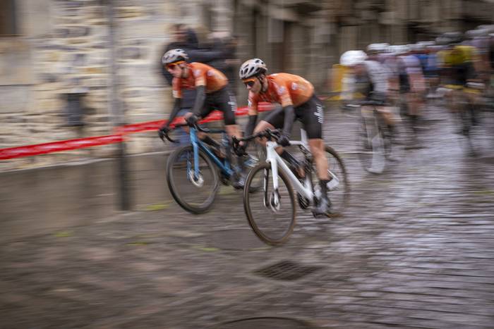 Artziniegako kale estuetan l 16 1773517259162