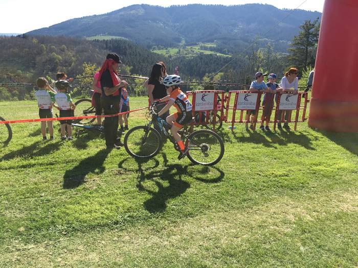 Aiarabike eta Amurrioko txir 40 1491900663171