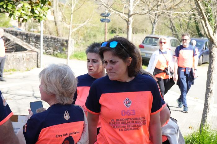 Ehunka lagunek parte hartu d 93 1774179489234