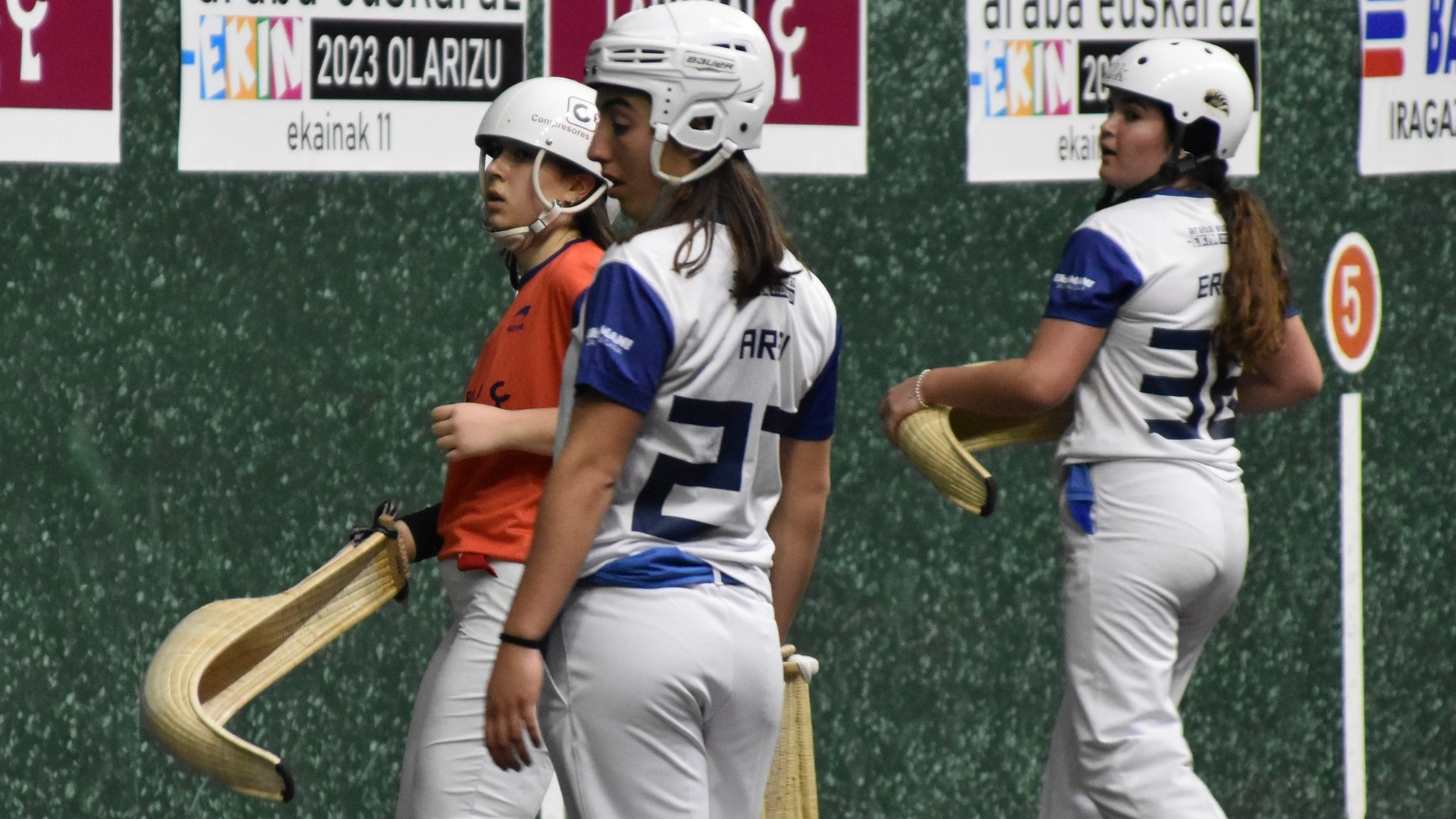 Gasteizko Olabe pilotalekua Jai Alai Leagueko egoitzetako bat Araba Euskarazen aldeko zesta punta txapelketari esker