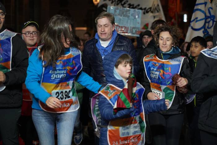 Aldarrikapenez eta pirotekni 179 1774615661636