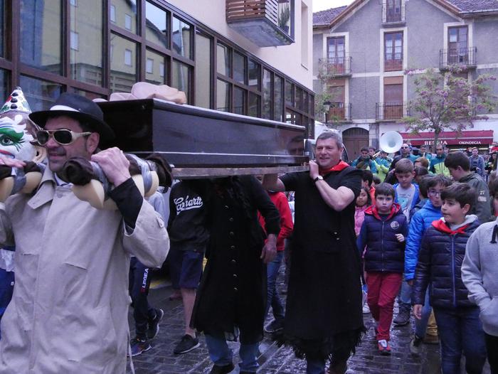 Bihotzaren erreketarekin ama 47 1526280883034