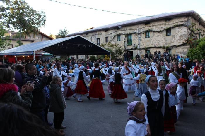 Parekidetasunaren eta euskar 17 1493367375008