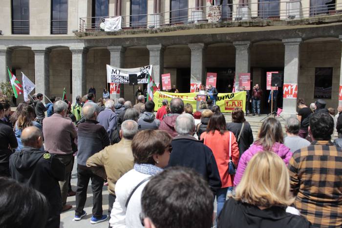 Pentsionisten, emakumeen eta 33 1525176768930