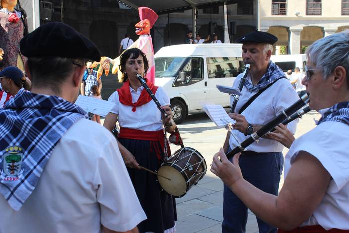 Atzoko Gazteen Egunak itxi d 128 1503058618740