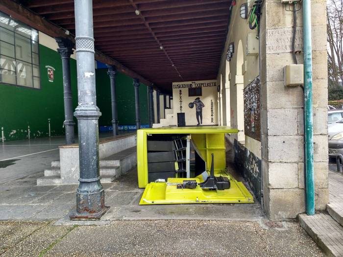 Zuhaitz eta argi mozketak er 3 1512993493829