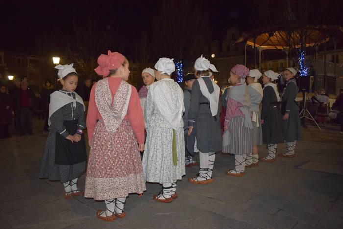 Erauntsi, Olentzero eta Mari 11 1514448213532