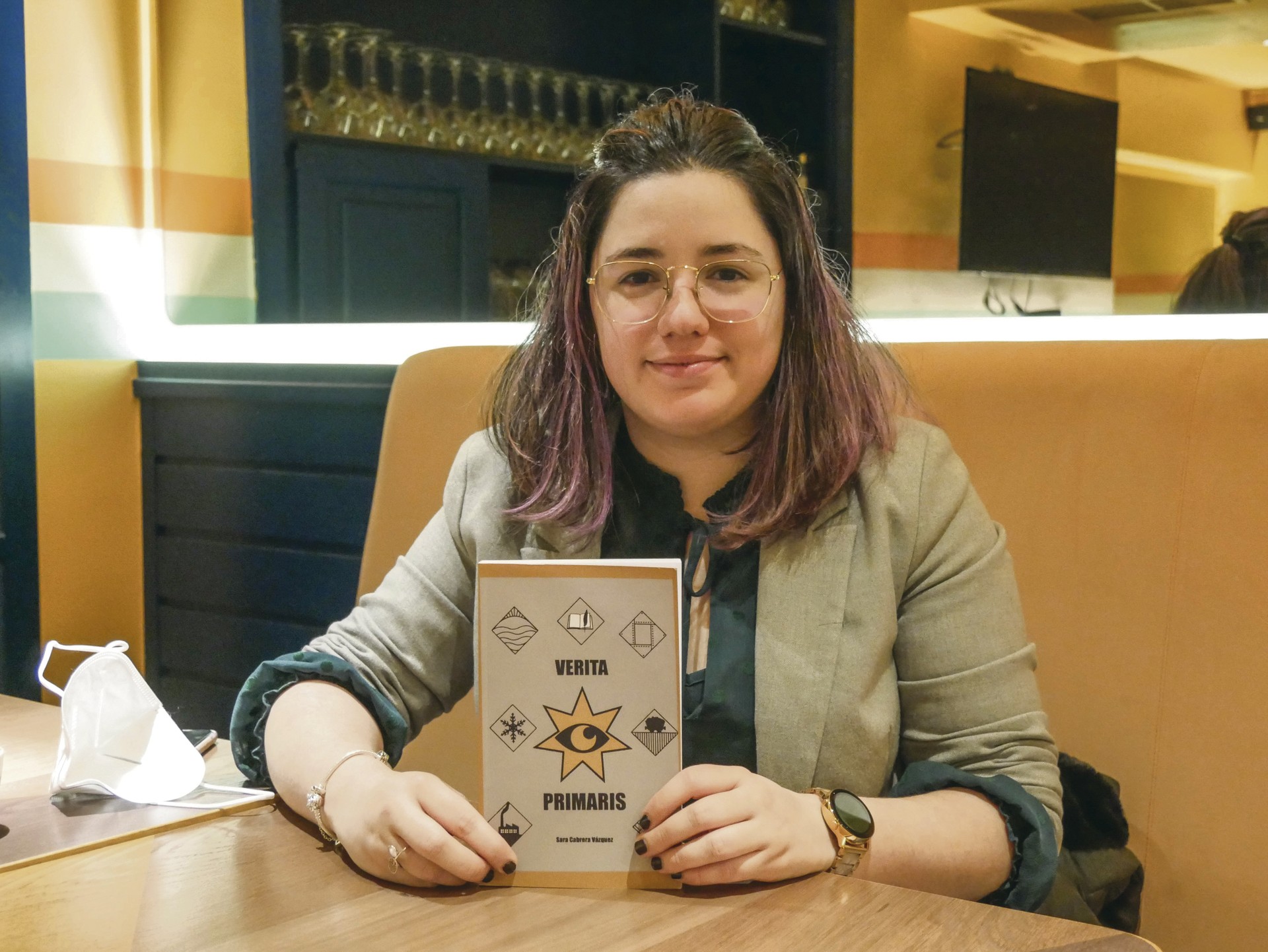 “Poztasun izugarria da lehen liburua kaleratzea, baina beldurra ere ematen du”