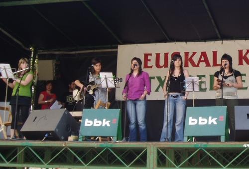 Gizarte Etxeko musika eskolak Euskal Herriko Kantu txapelketan hartuko du parte