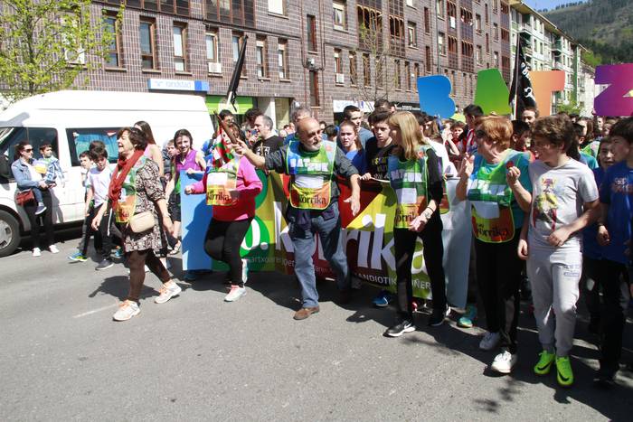 Dolumin Barikuak eta Korrika 112 1491600645162