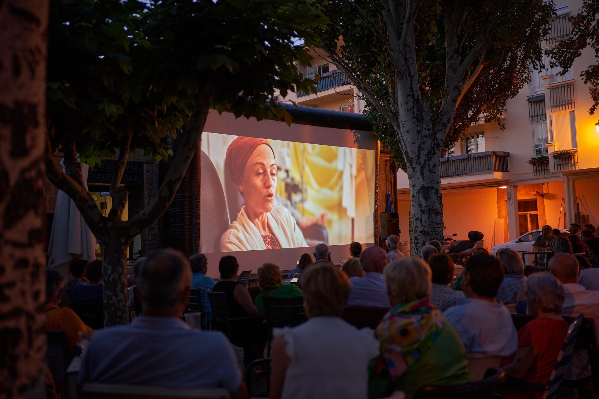 Korterraza Komedia film labur jaialdia egingo dute gaur Okondon