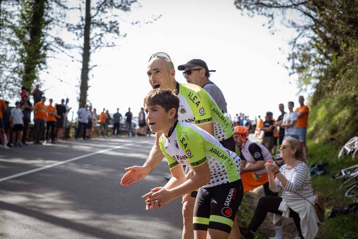 Itzuliak ehunka aiaraldear a 18 1775673420227