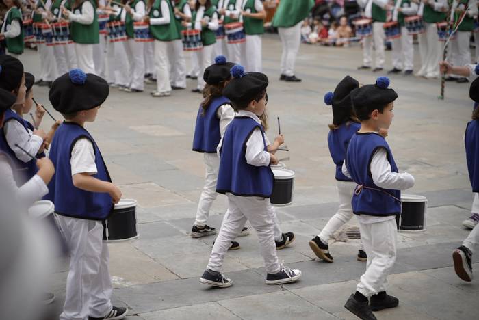 Hezkuntza komunitateak eman  15 1777063525267