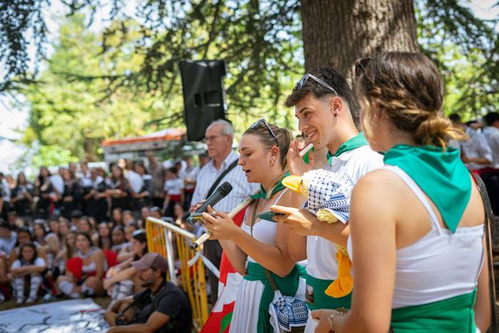 Amurrioko Kuadrillek ate jok 30 1755001097735