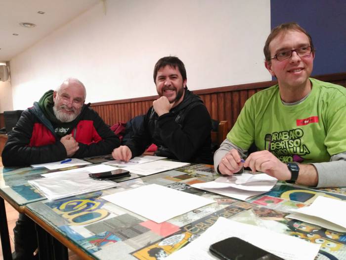 Laudioko bertso saioa argazkitan