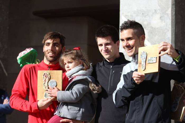 300 korrikalari baino gehiag 136 1517150895779