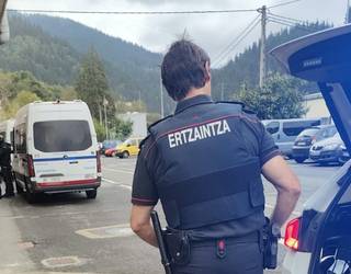 Atxilotu bat Luiaondon, bizilagunak balinezko edo aire konprimituzko moduko pistola batekin mehatxatzea egotzita