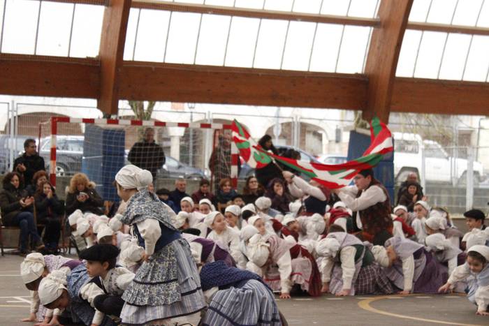 Dantzari Egunak herriguneko  22 1521466576632